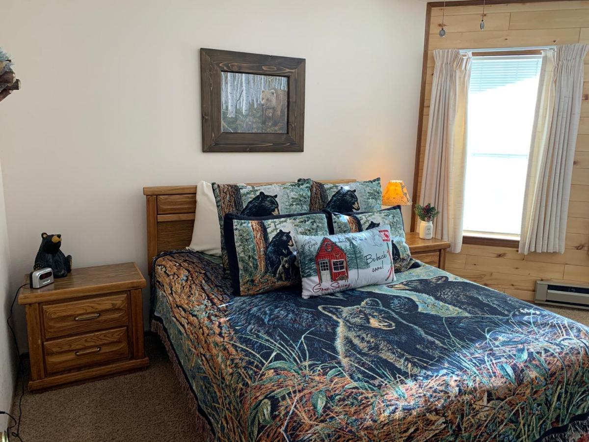 Riverbend 7 A Townhouse On The River Red River Bagian luar foto