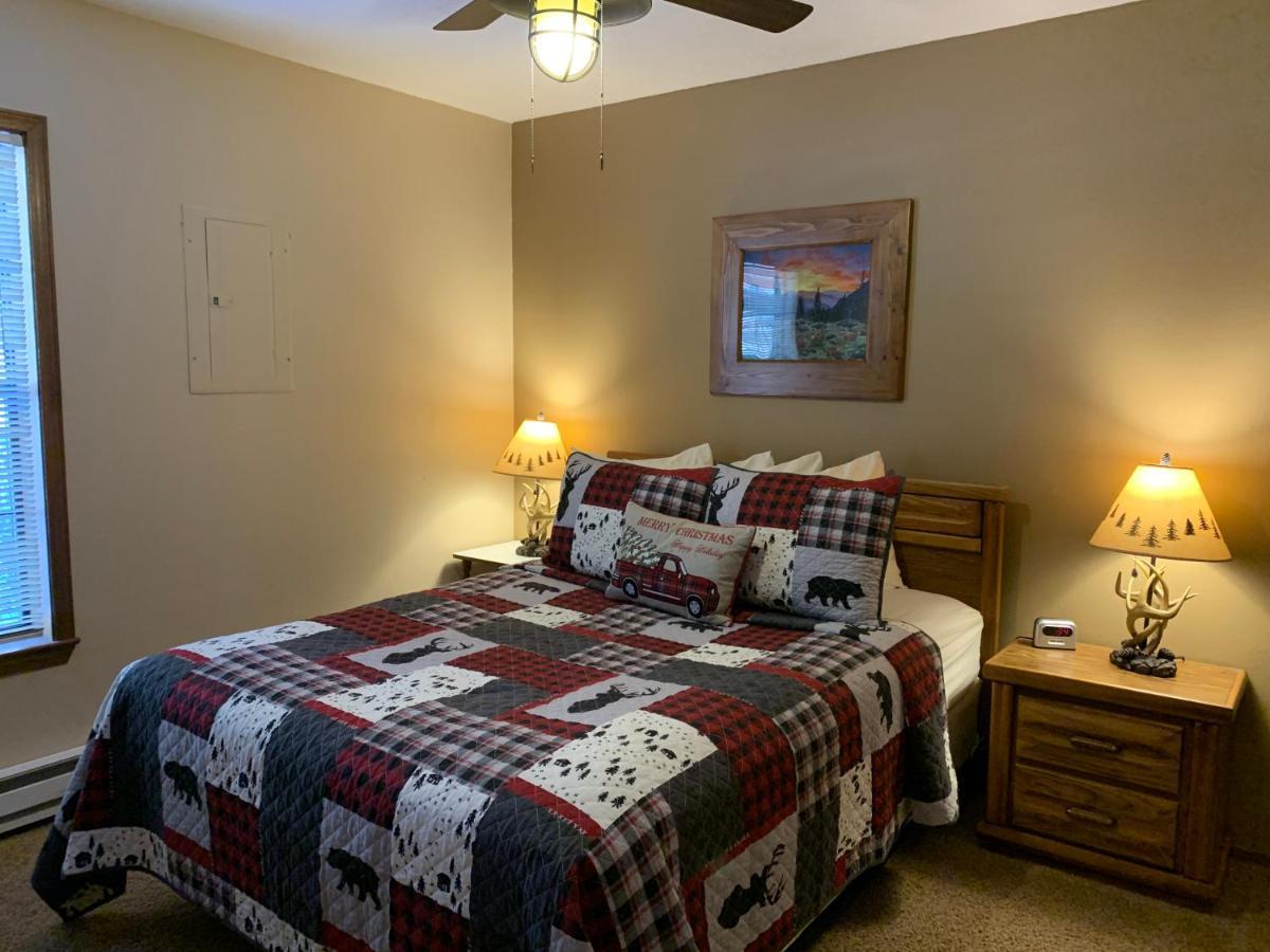 Riverbend 7 A Townhouse On The River Red River Bagian luar foto